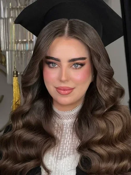 Ondas glam cepilladas con raya al medio