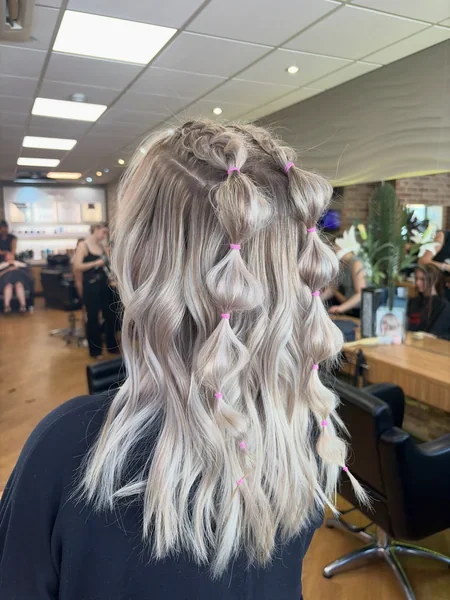 Trenzas burbuja semirrecogidas