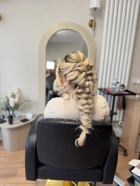 Trenza voluminosa para boda en la playa
